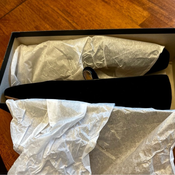 J. Crew Black Velvet Flats with Buckle Detail size 8.5M - Picture 3 of 8